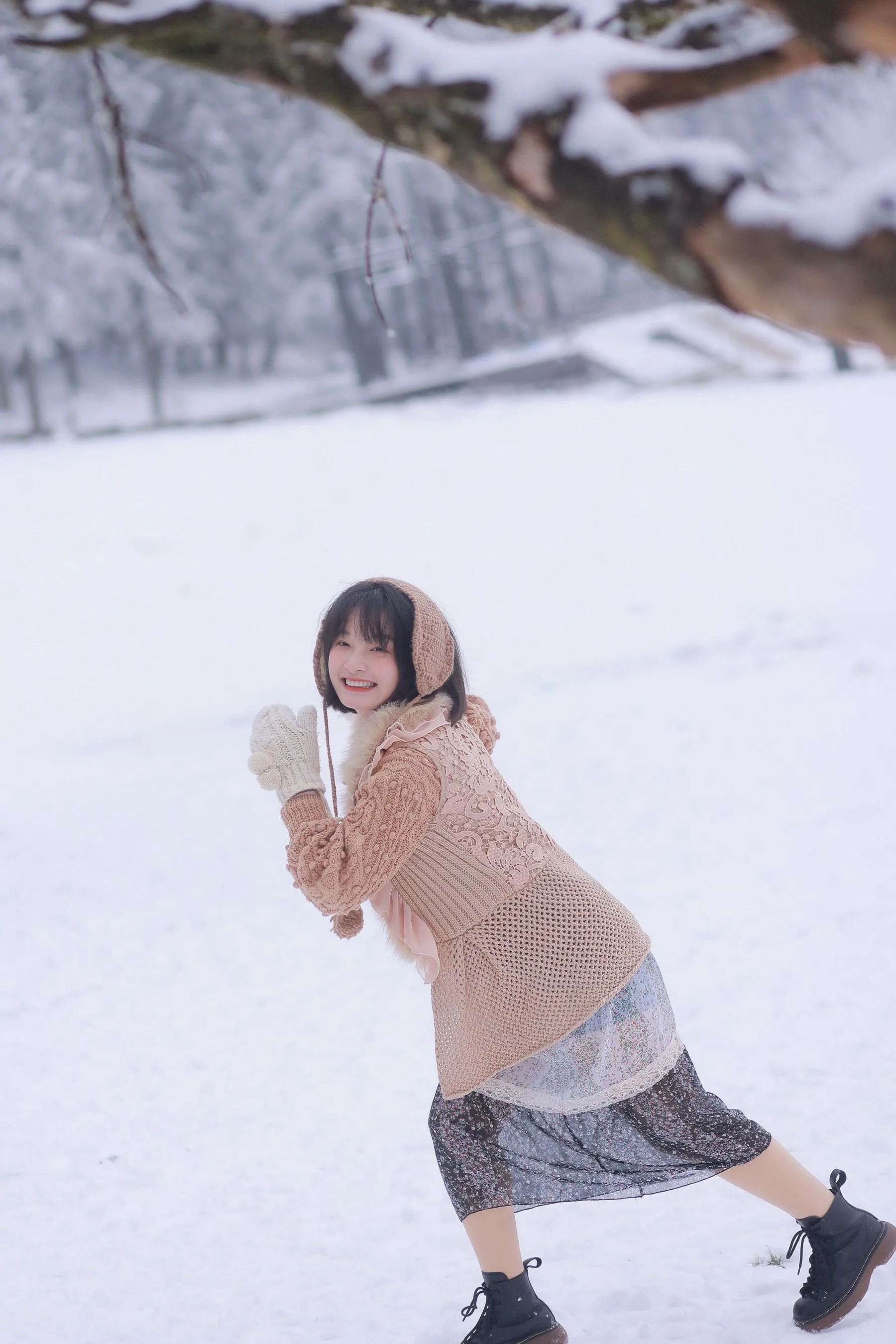 [YITUYU艺图语]2022.09.17 嘿，一起来玩雪。 耳元在减肥 [26P]插图7